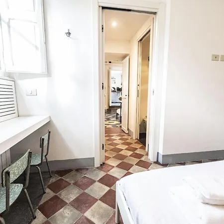 Unique Garden Near Caracalla Baths