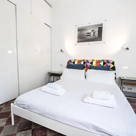 Apartment Lovely Garden In Beautiful San Saba *